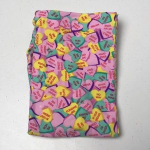 🆕 LULAROE VALENTINE LEGGINGS TC CANDY